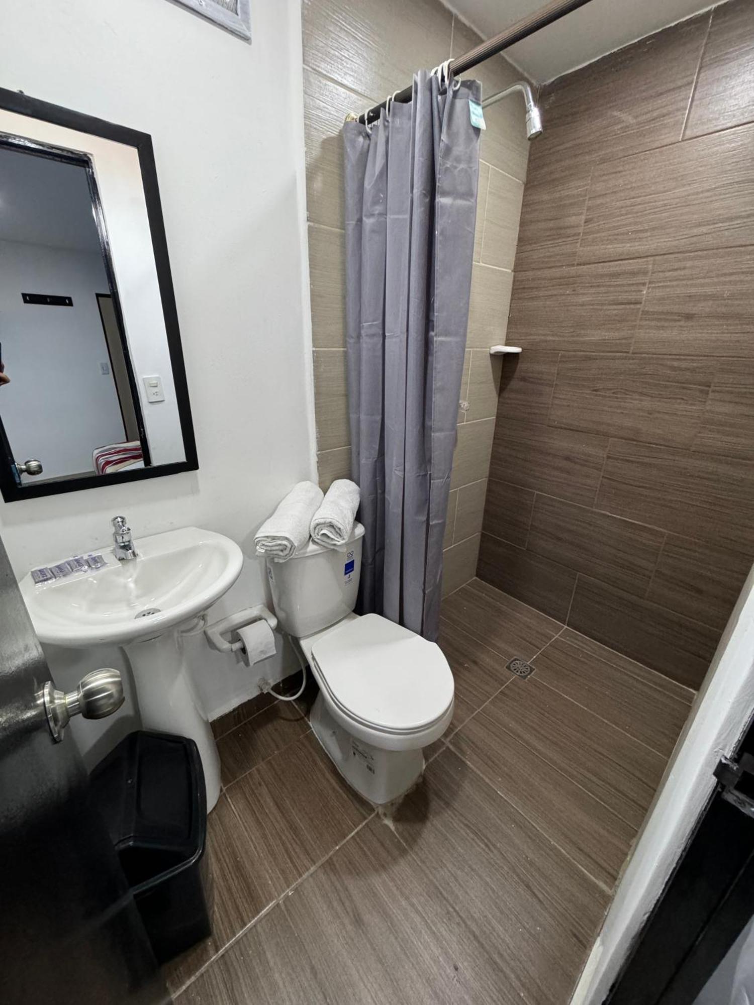 Hotel Select 메딜린 외부 사진